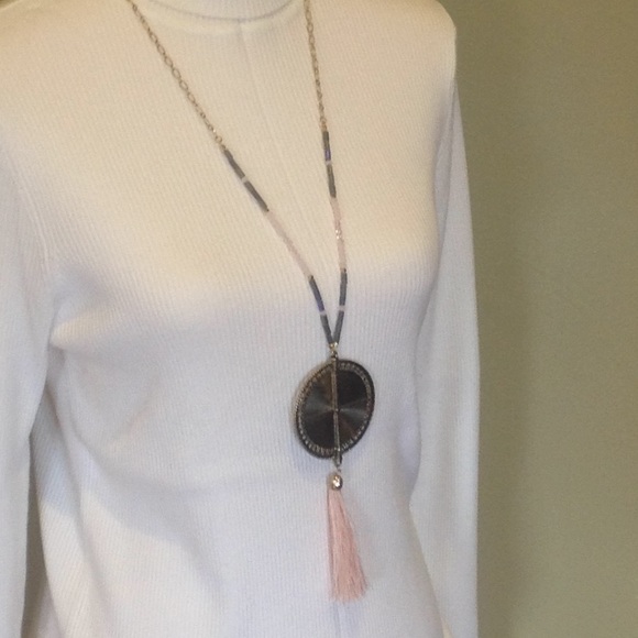 NECKLACE - Picture 8 of 8